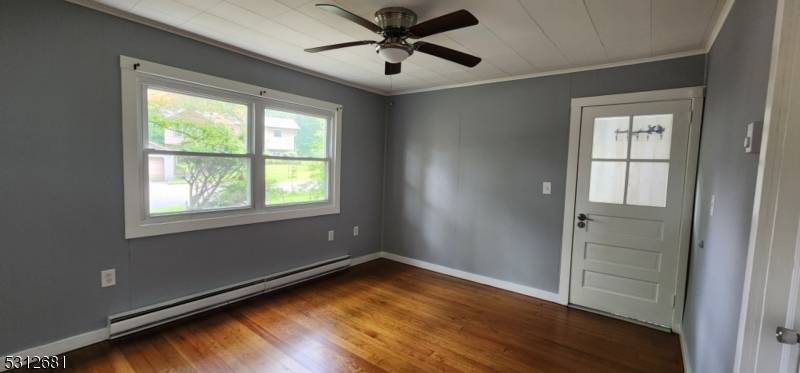 Hopatcong Boro, NJ 07843,720 Brooklyn Mountain Rd