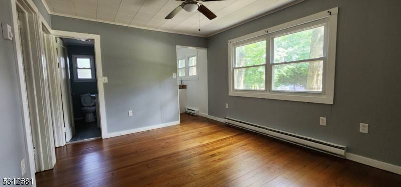 Hopatcong Boro, NJ 07843,720 Brooklyn Mountain Rd