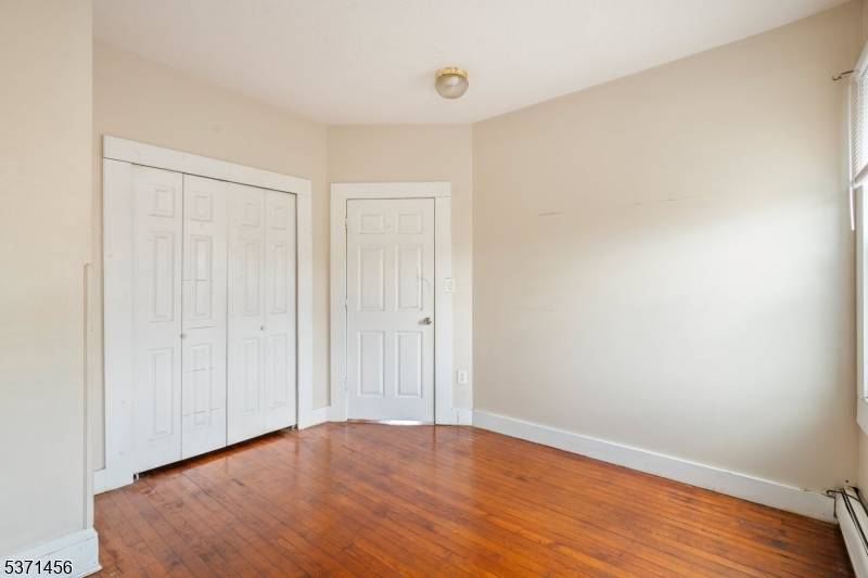 Elizabeth City, NJ 07202,332-334 South St