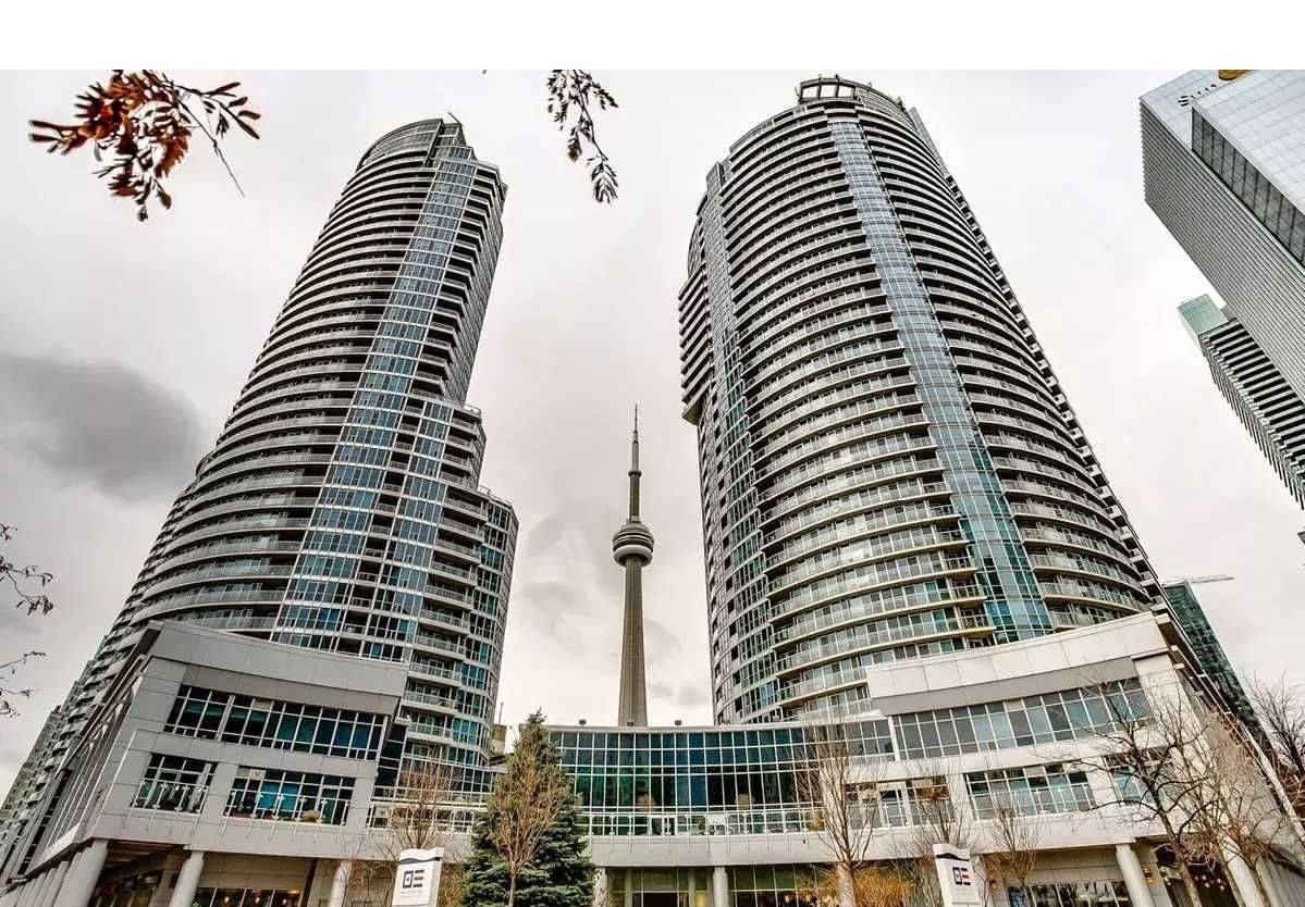 Toronto C01, ON M5J 2Y5,208 Queens Quay W #3101