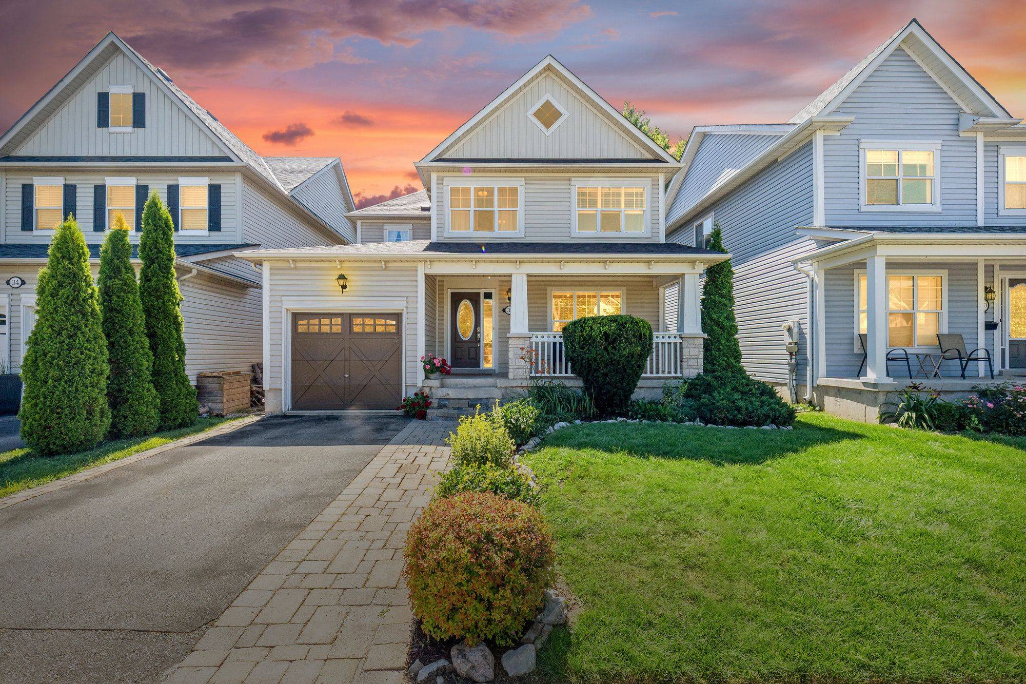 Halton Hills, ON L7J 3A4,32 Tanners DR