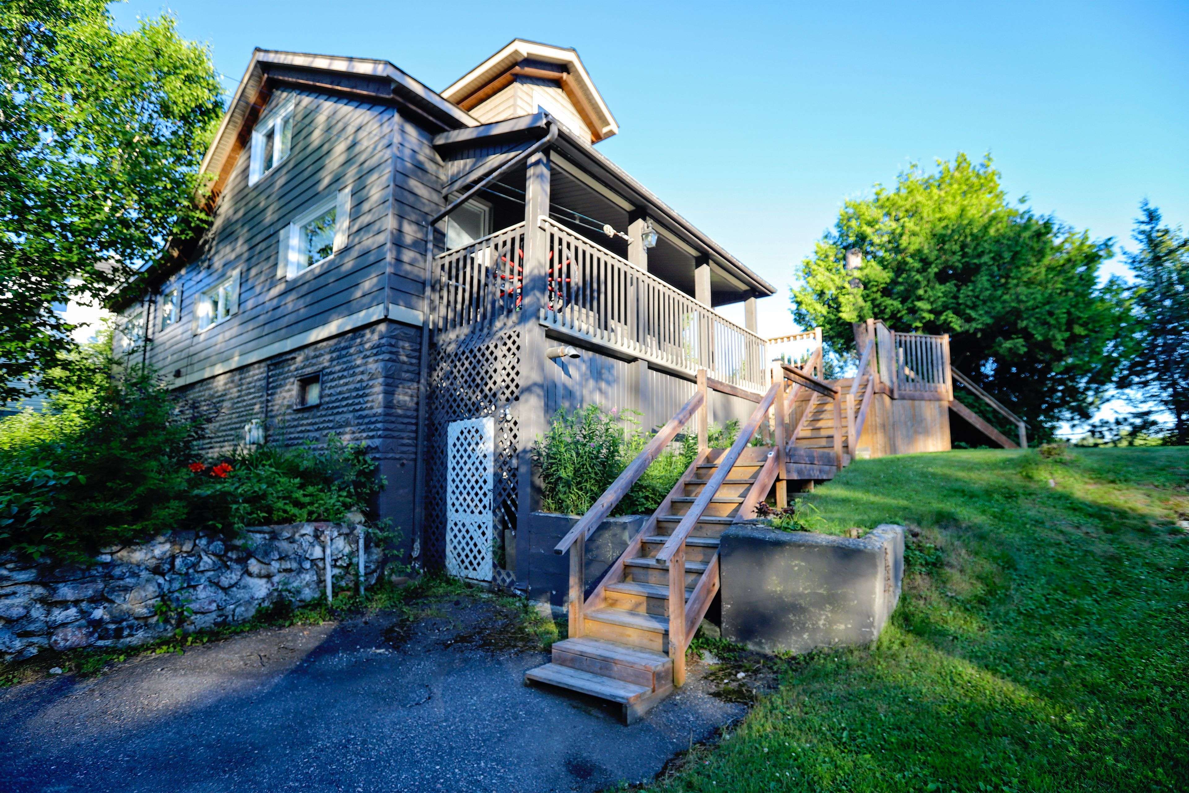 Temagami, ON P0H 2H0,51 Lakeshore DR