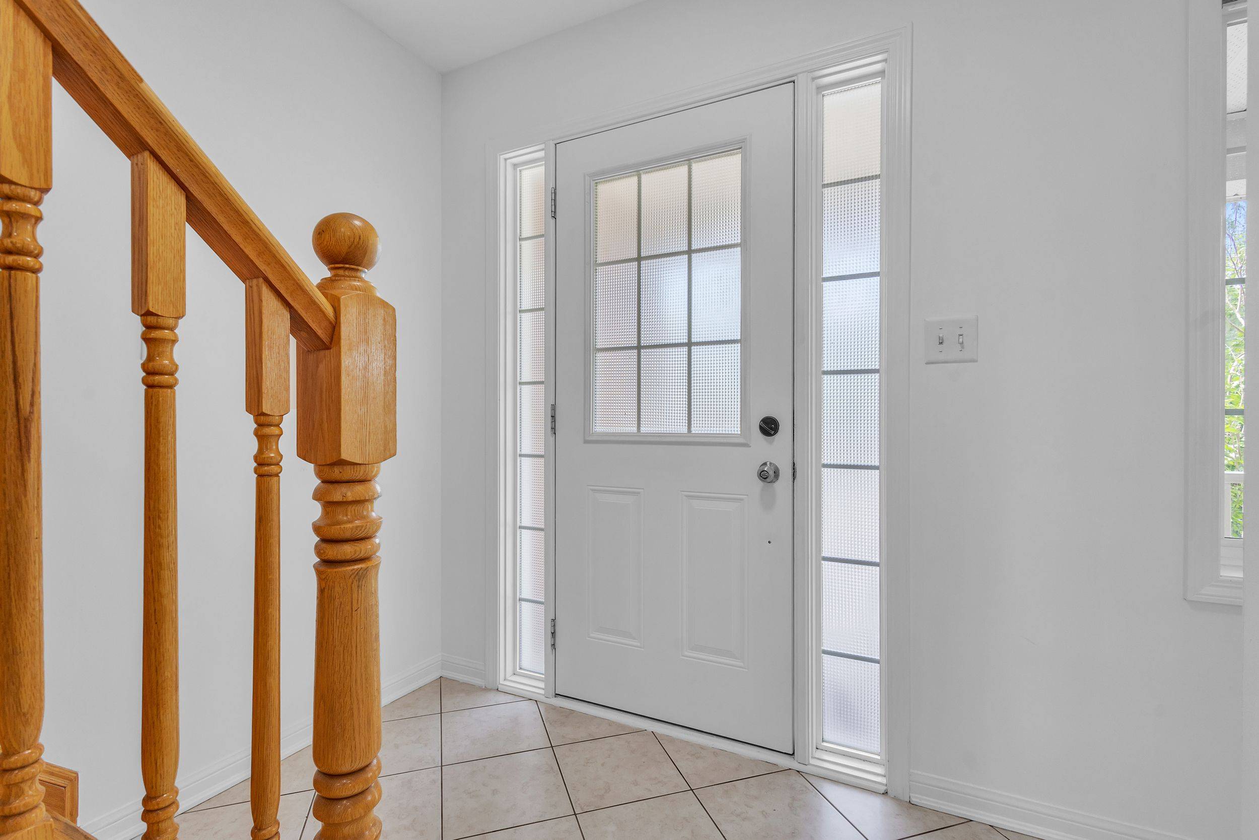 Cambridge, ON N3C 0B4,28 Silverthorne DR