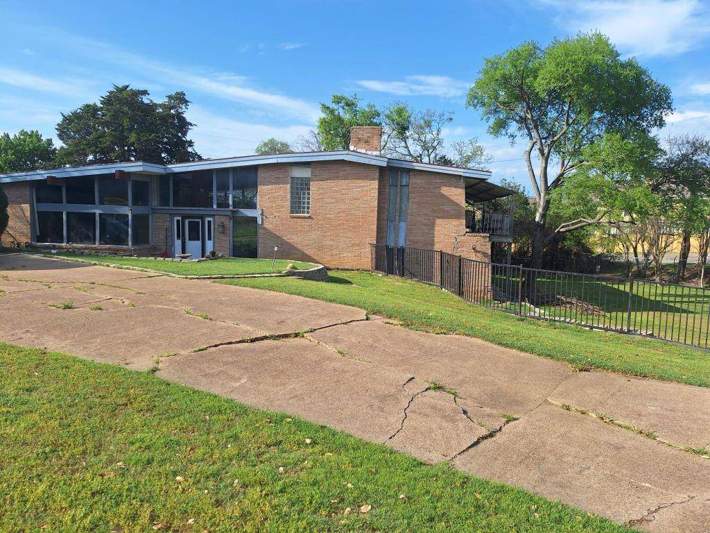 Irving, TX 75038,2415 Skyline Drive