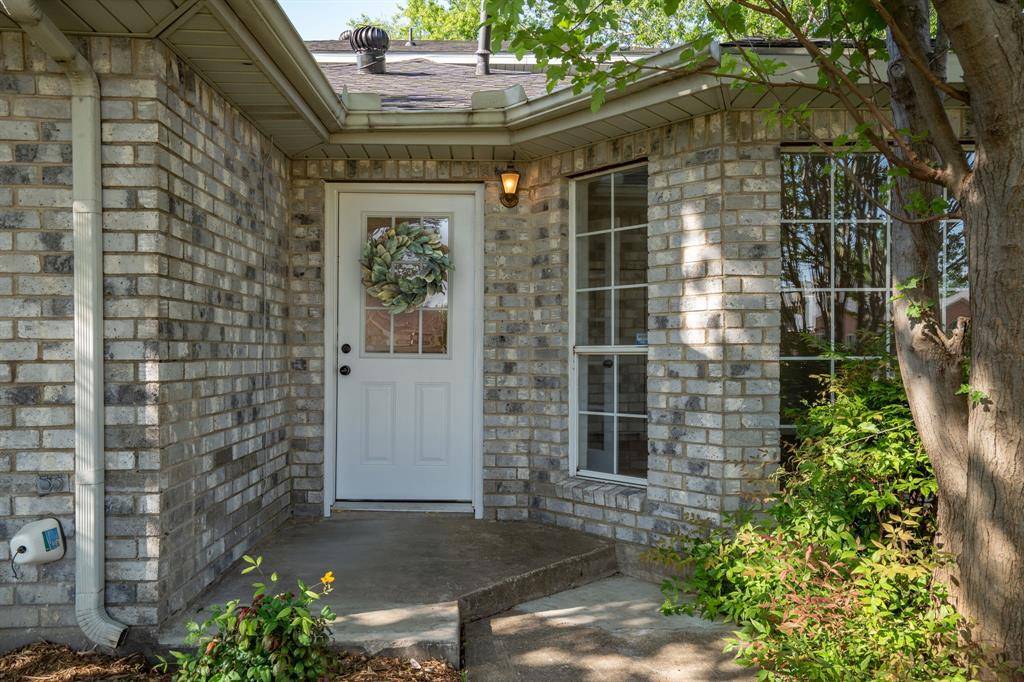 Carrollton, TX 75010,2132 Arbor Creek Drive
