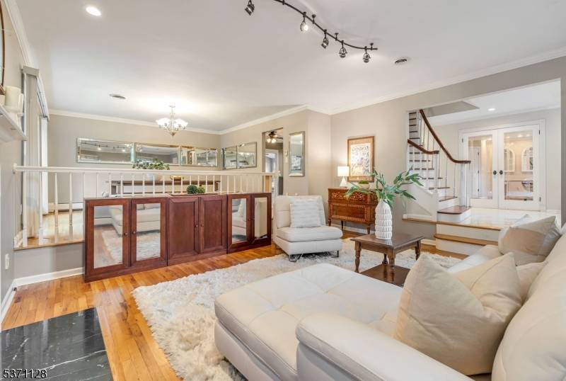 Allendale Boro, NJ 07401,55 Gloria Dr