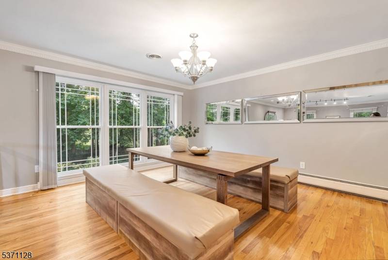 Allendale Boro, NJ 07401,55 Gloria Dr