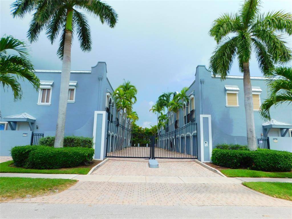 Lauderdale By The Sea, FL 33308,4619 Poinciana St #1A