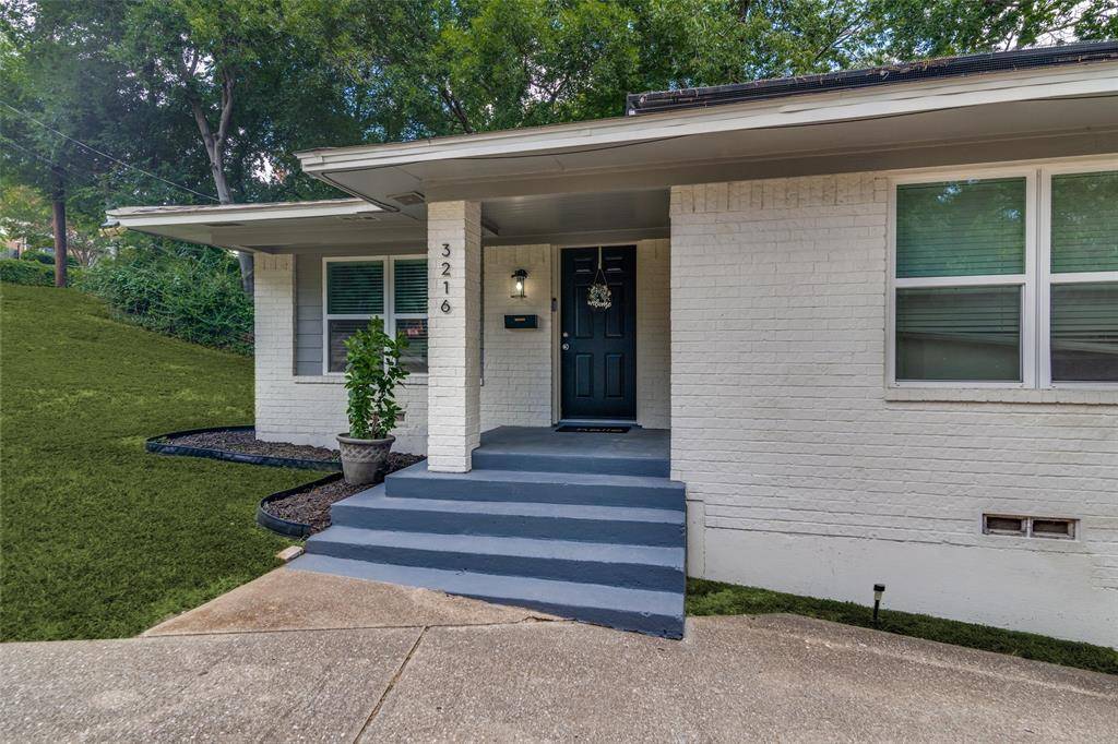 Dallas, TX 75227,3216 Loganwood Drive