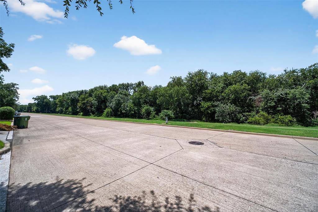 Murphy, TX 75094,404 Creekside Drive