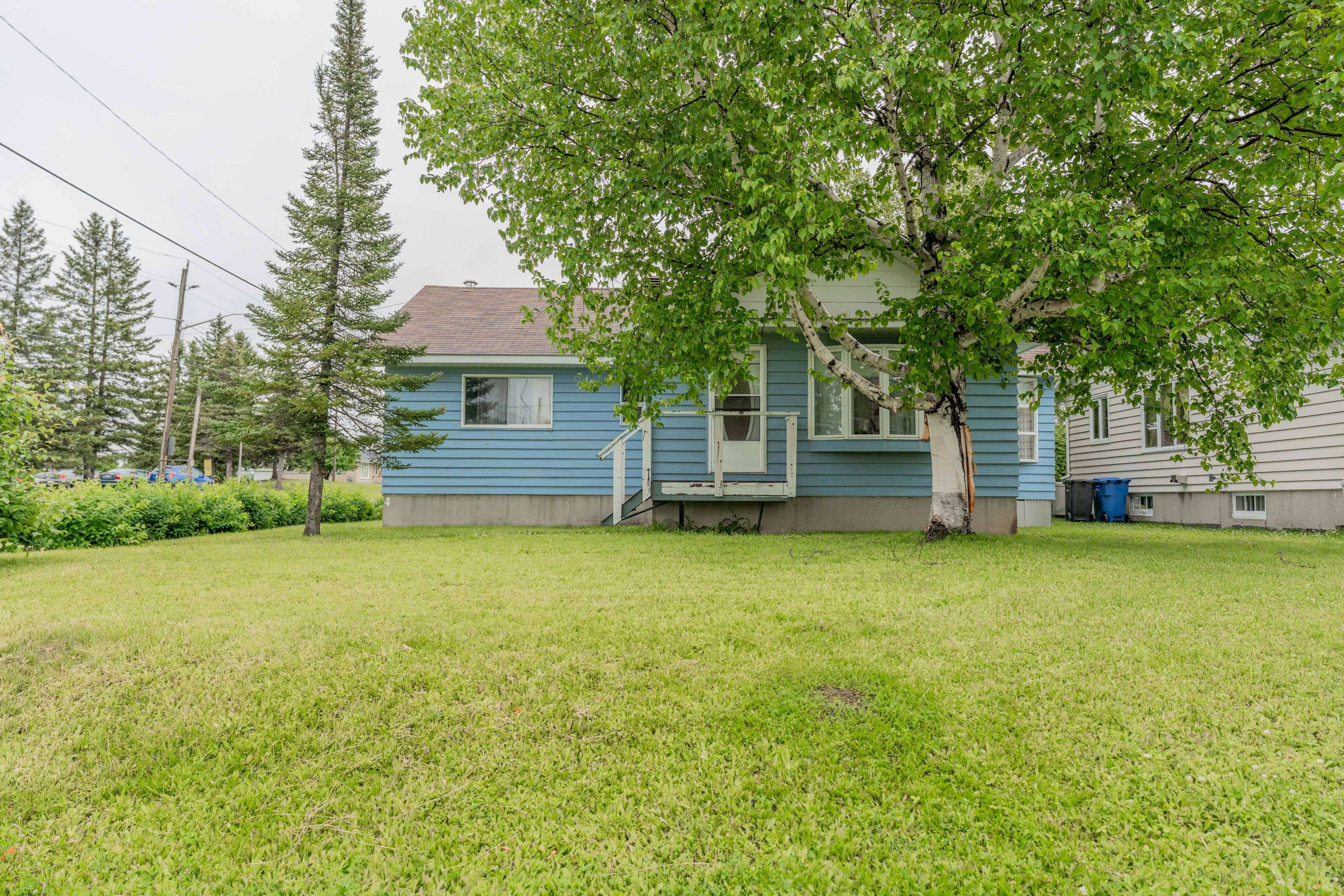 Kapuskasing, ON P5N 2E2,21 Cherry AVE