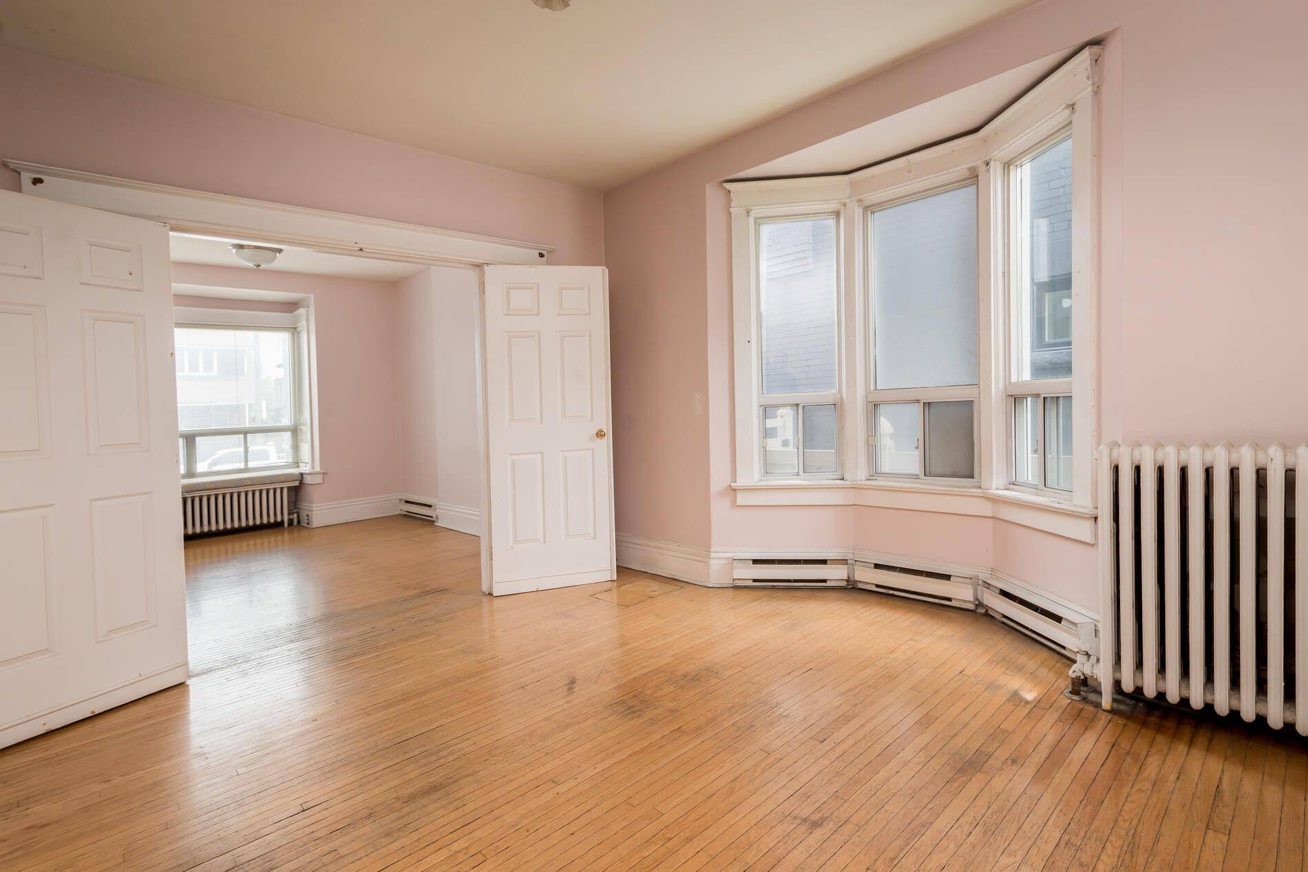 Toronto W02, ON M6P 2K4,300 Keele ST