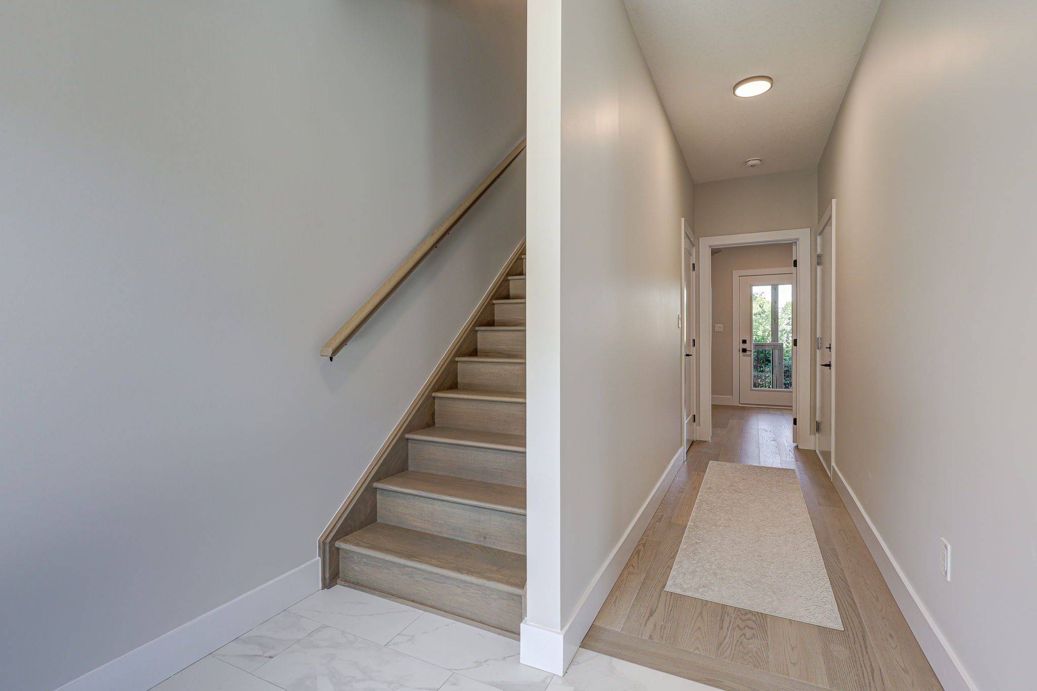 London South, ON N6P 1T5,2500 MAIN ST #3