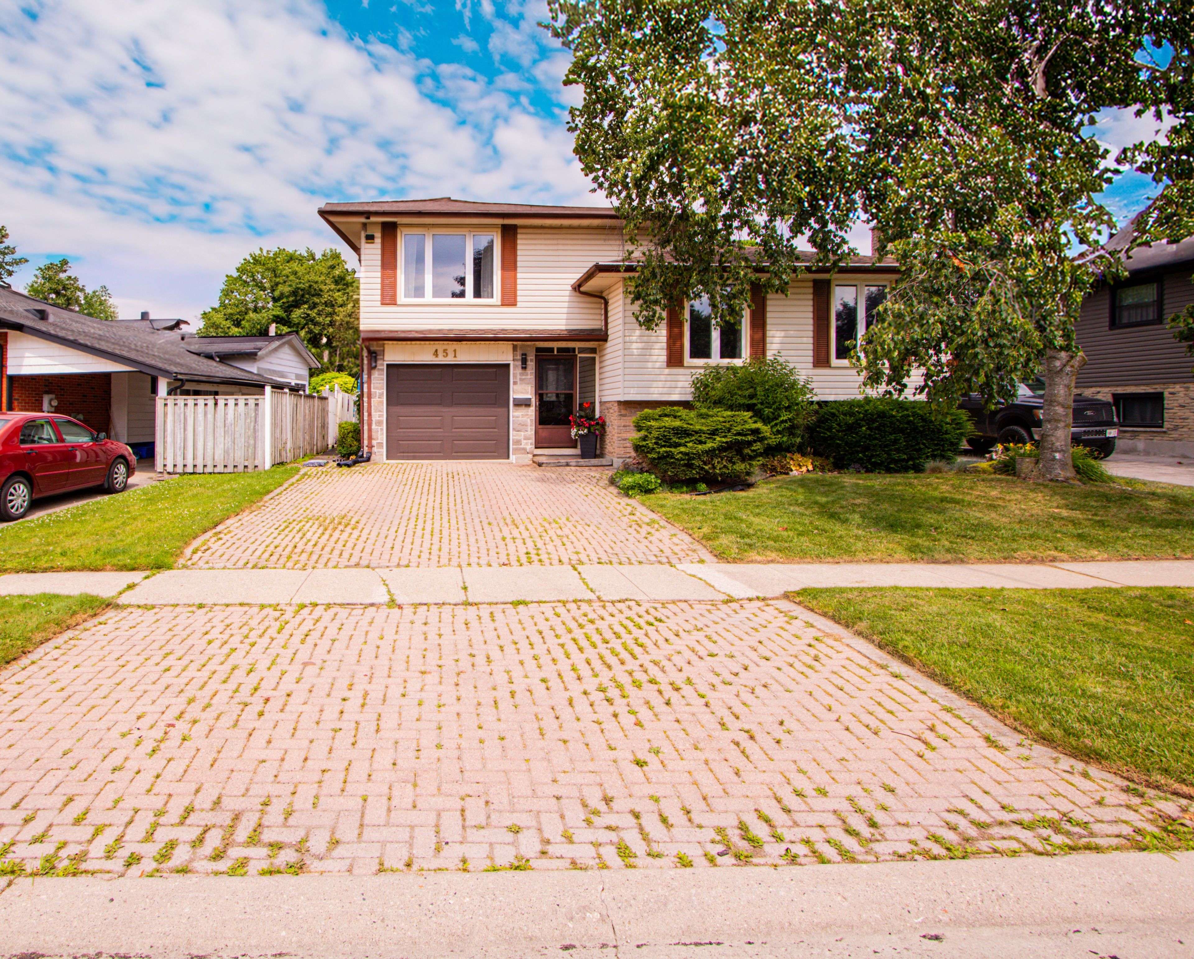 Woodstock, ON N4S 8L7,451 Lampman PL