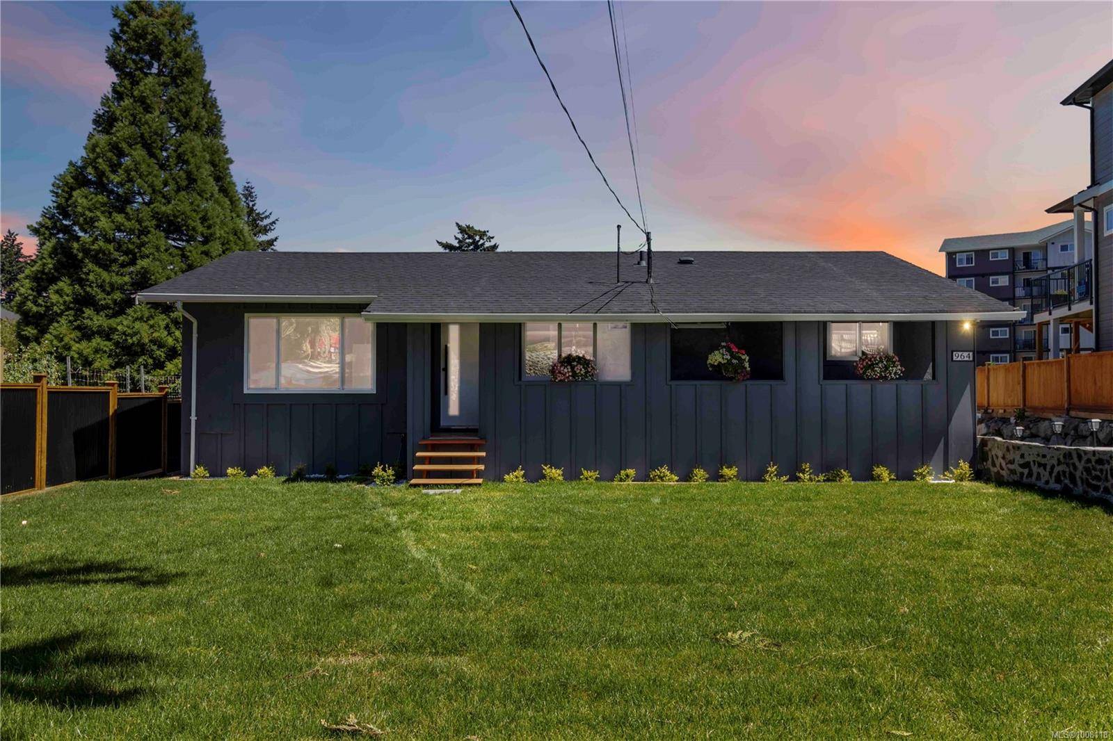 Langford, BC V9B 4Z5,964 Loch Glen Pl