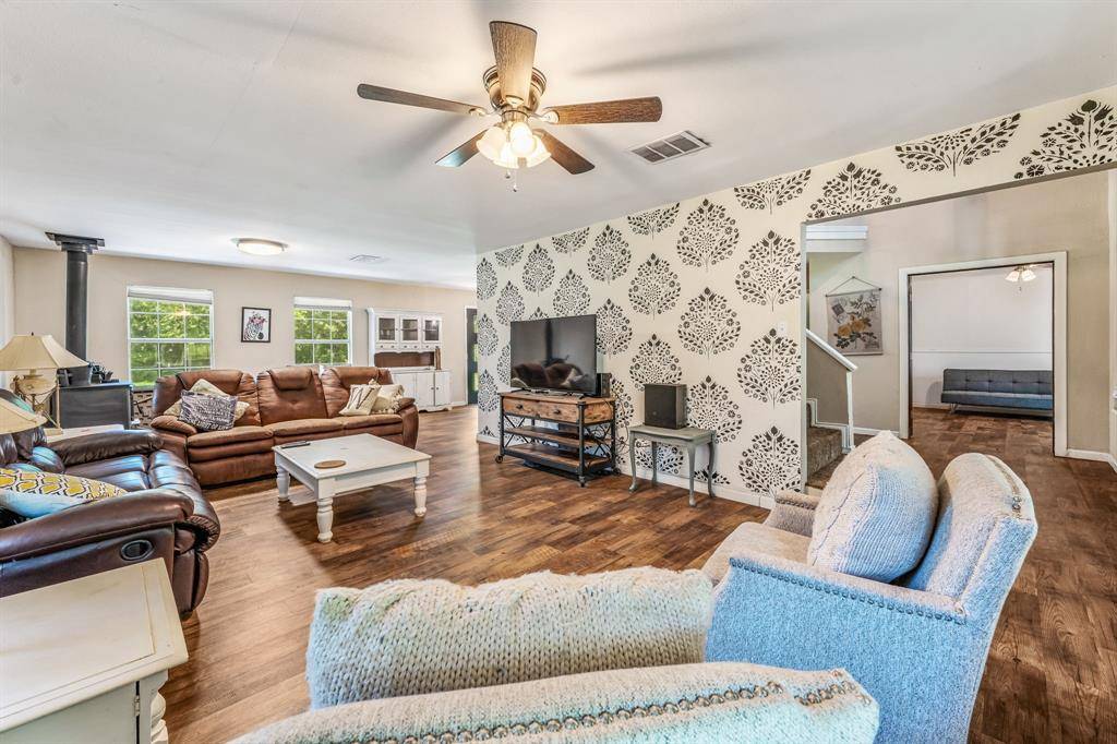 Stephenville, TX 76401,1925 N Dale Avenue