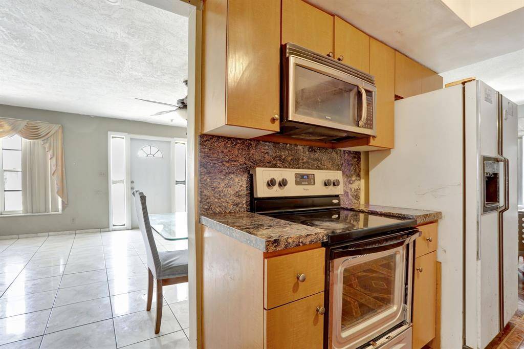 Lauderdale Lakes, FL 33319,3960 NW 45th Ave