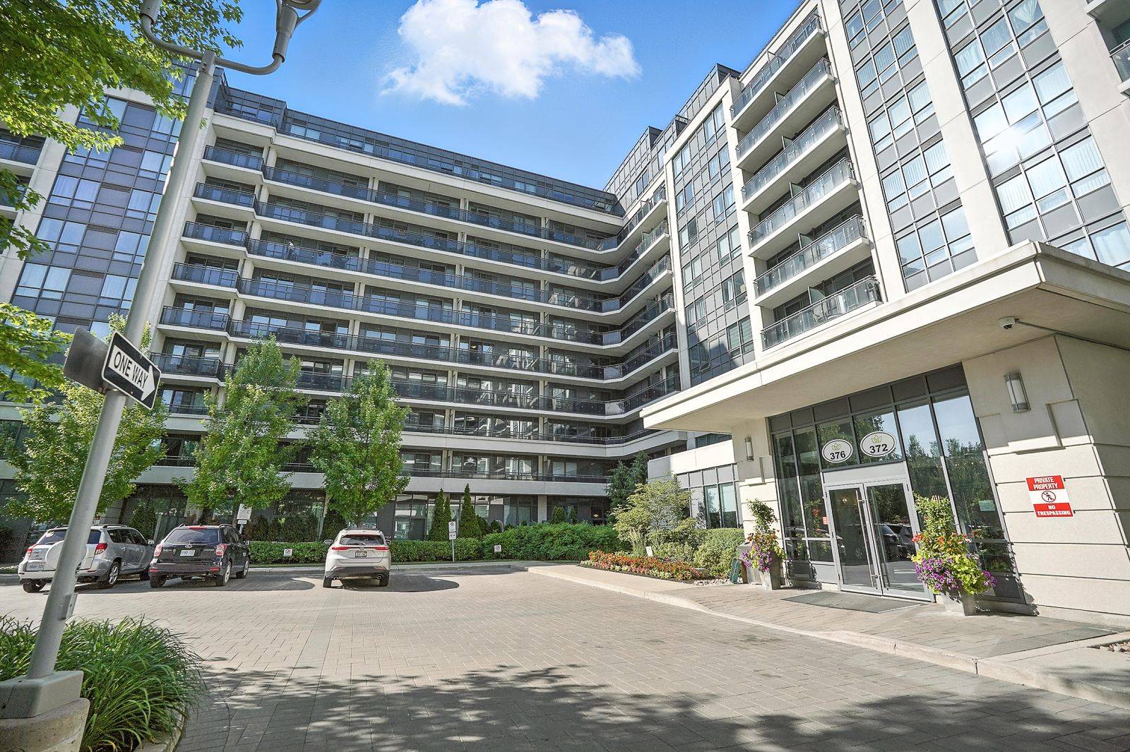 Richmond Hill, ON L4B 0C7,376 HIGHWAY 7 N/A E #1009