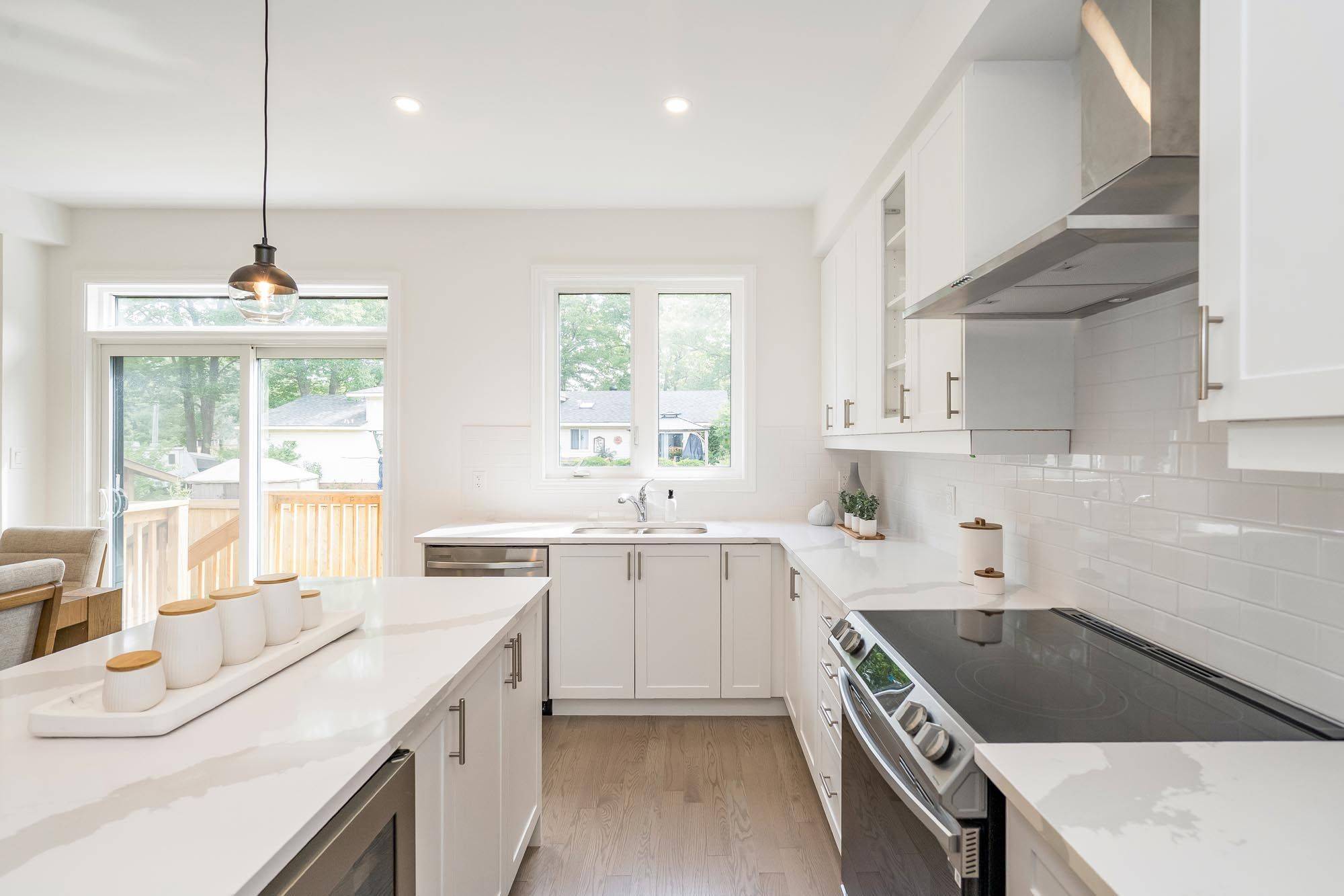 Wasaga Beach, ON L9Z 0K6,91 Berkely ST