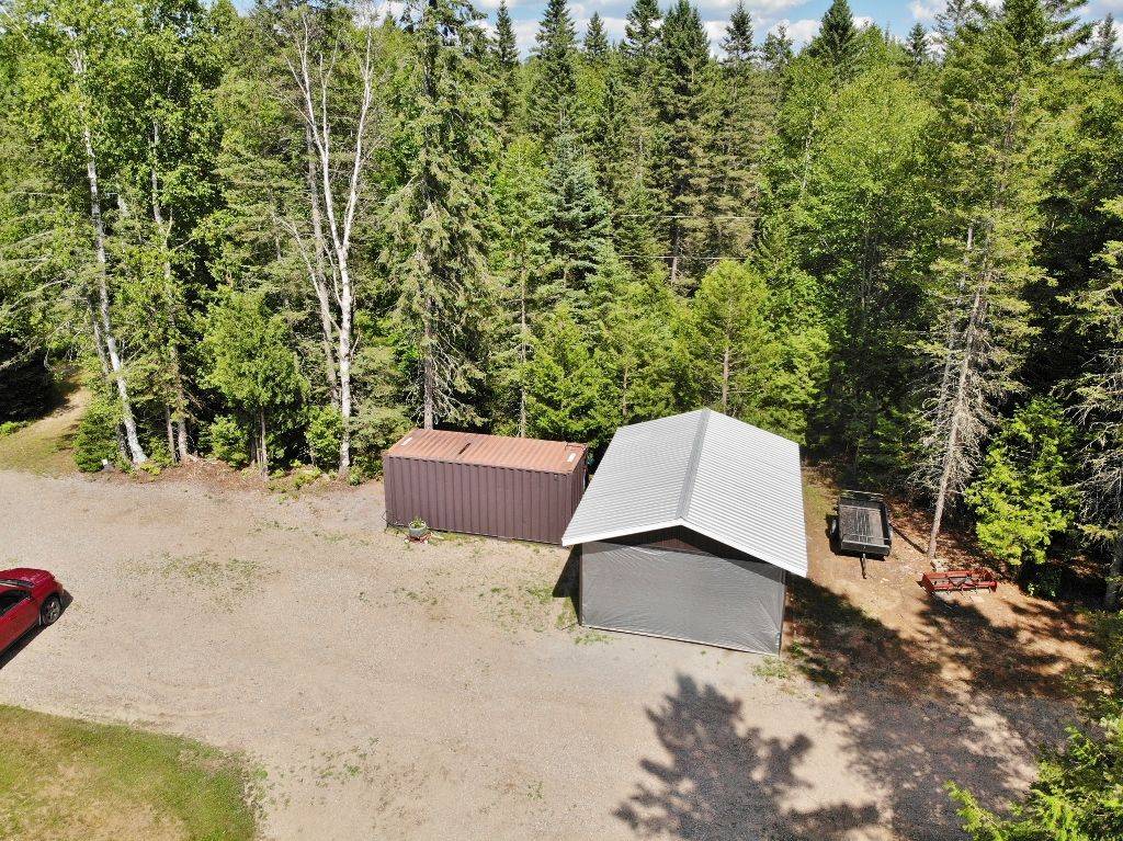 Hastings Highlands, ON K0L 2S0,741 Moxam RD