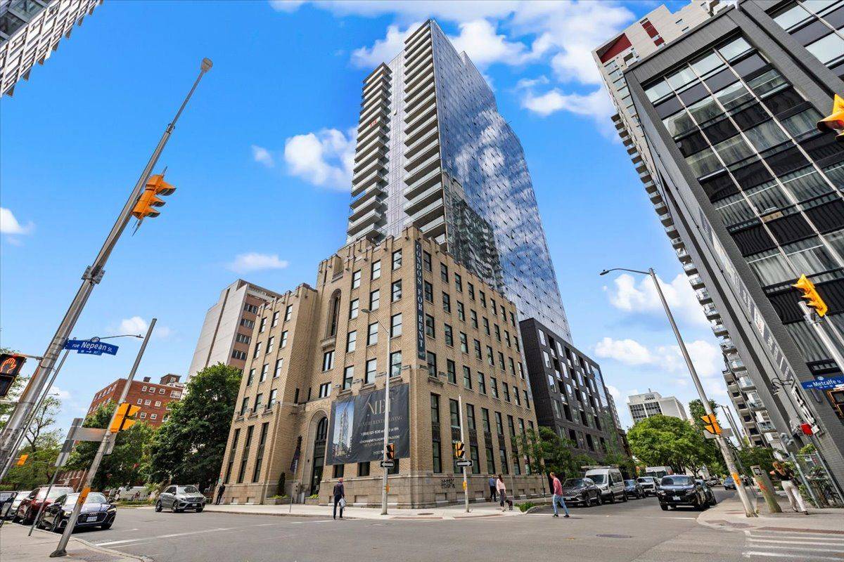 Ottawa Centre, ON K2P 1P5,180 Metcalfe ST