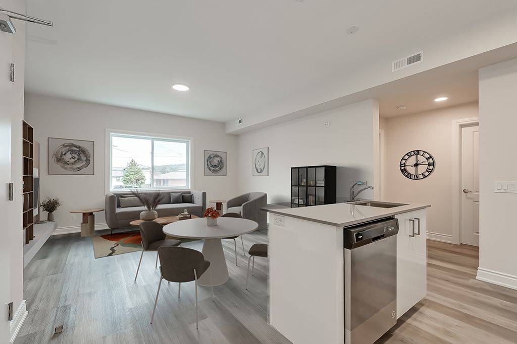 259 King ST E #3A, Hamilton, ON L8G 1L9