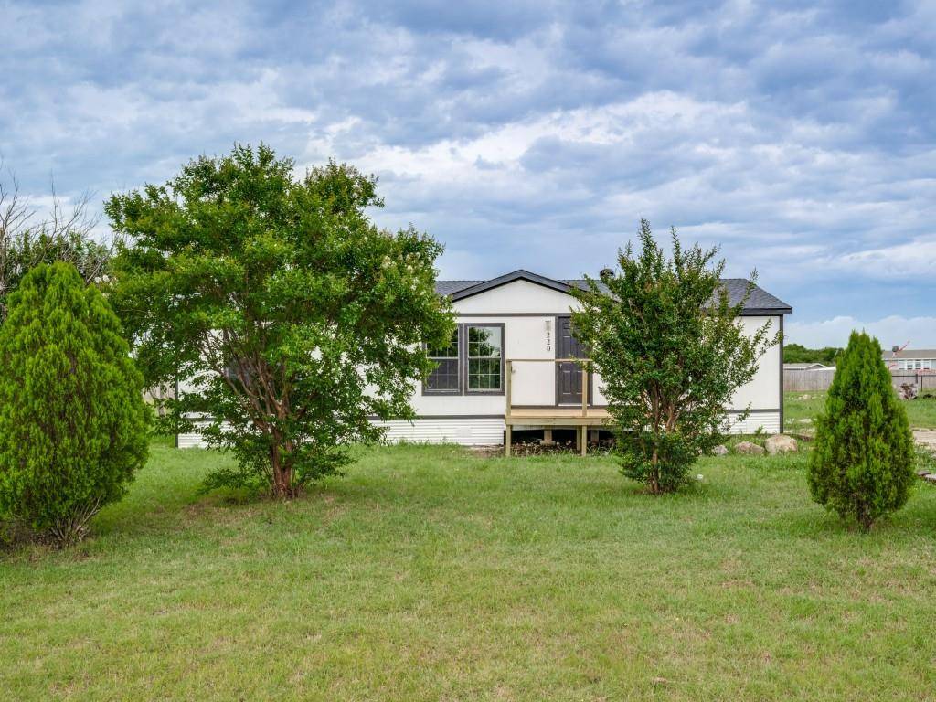 Ponder, TX 76259,220 Split Rail Circle