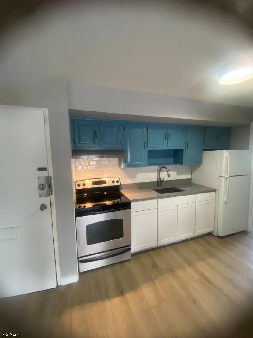 Pequannock Twp., NJ 07444,22 Jackson Ave #1