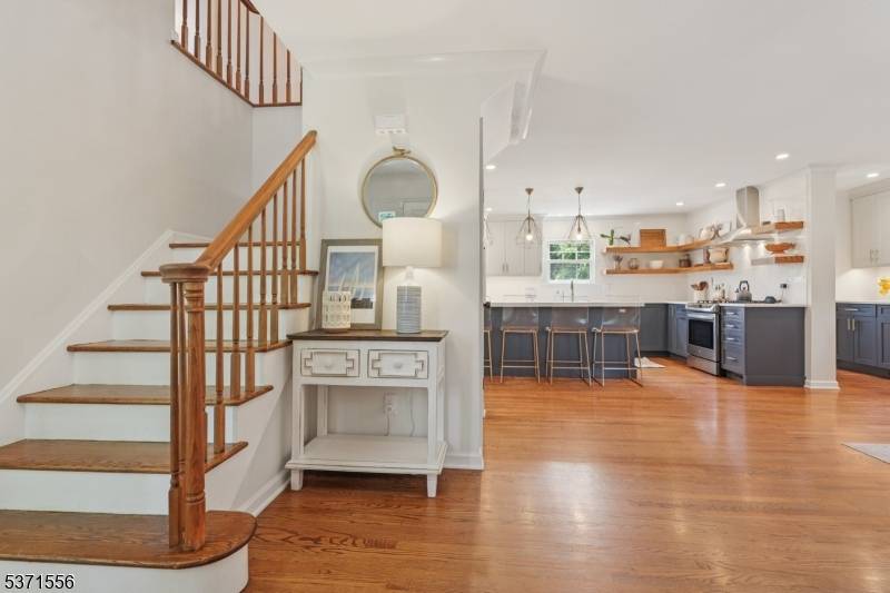 Summit City, NJ 07901,9 Stony Hill Ct