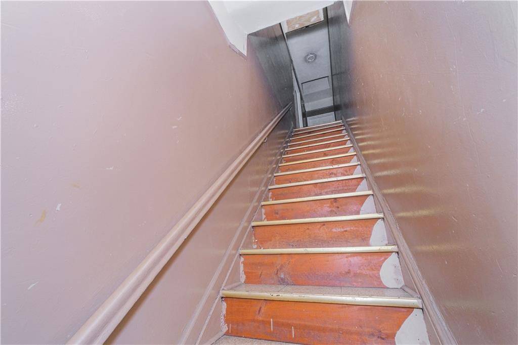 Brooklyn, NY 11207,421 New Lots AVE