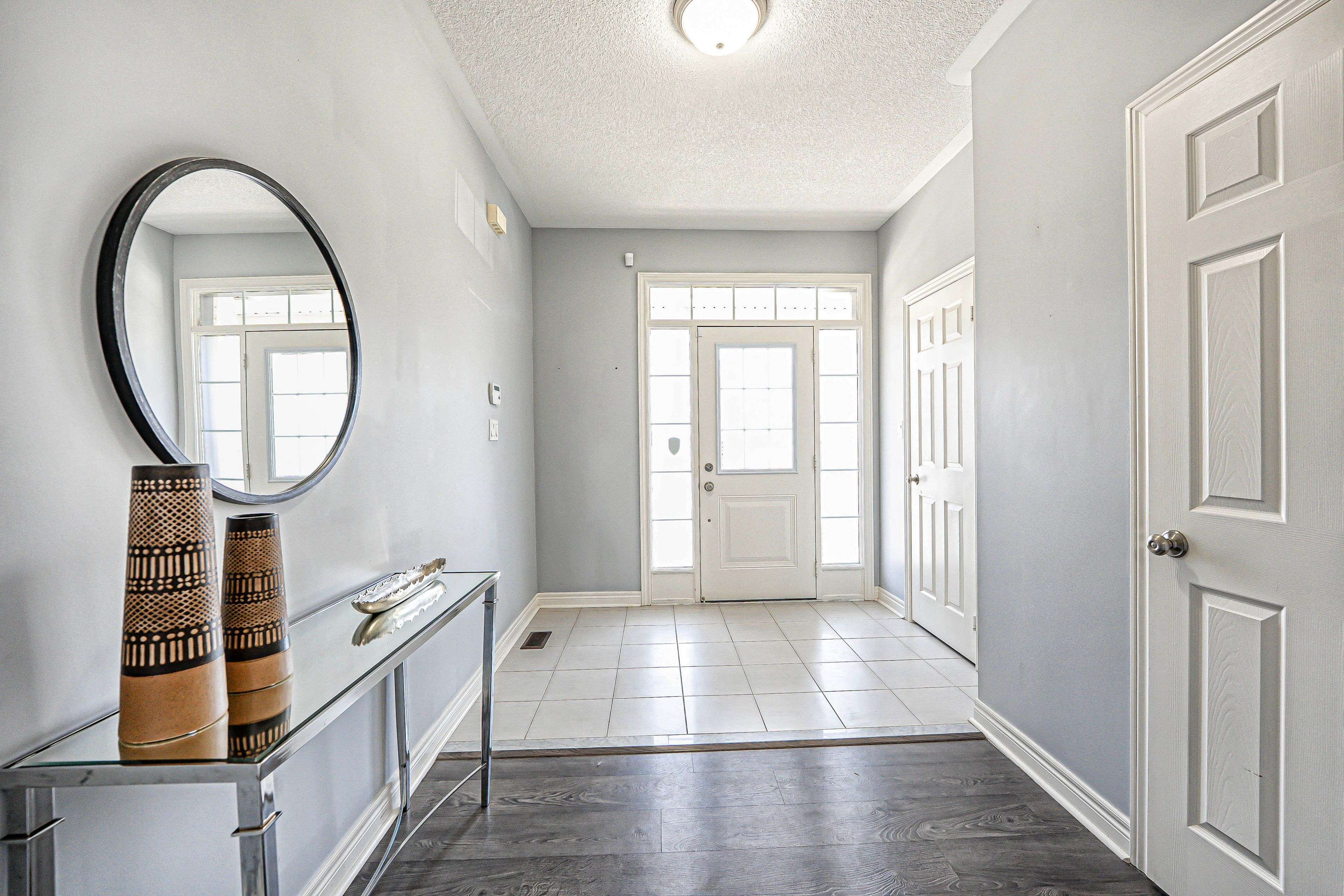 New Tecumseth, ON L0G 1W0,10 Mccabe LN