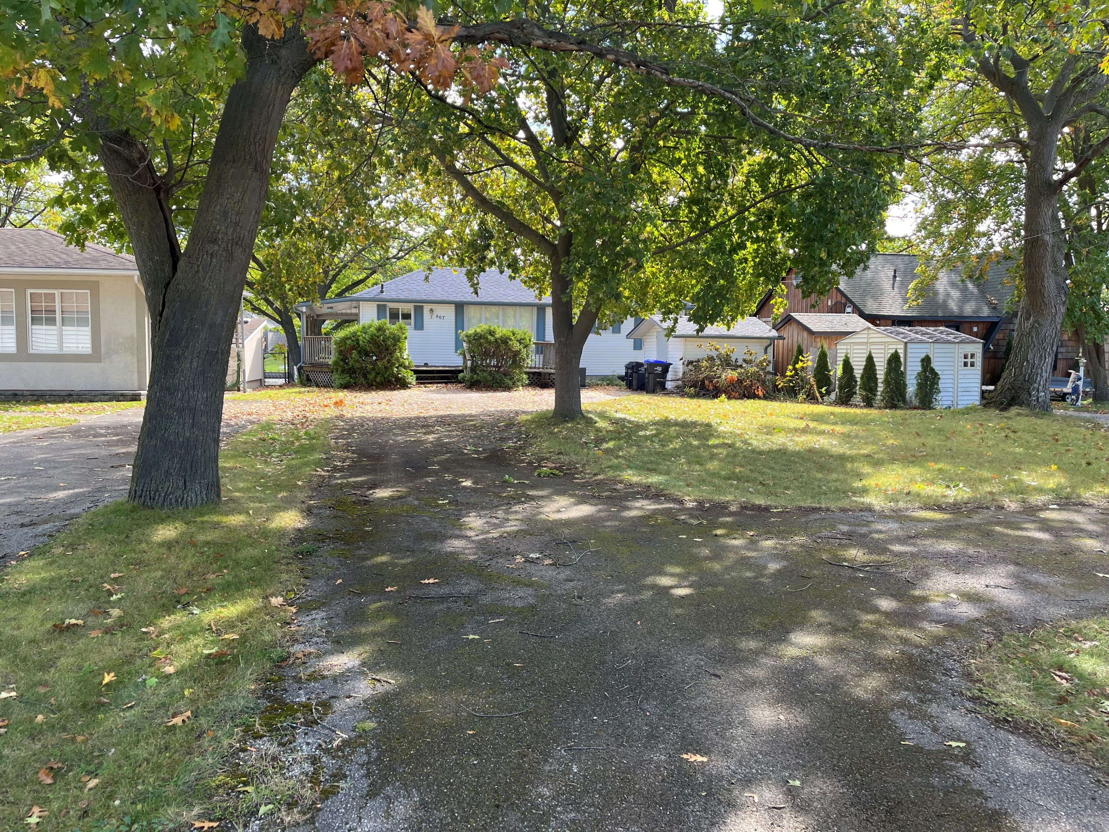 Wasaga Beach, ON L9Z 2H5,867 Mosley ST