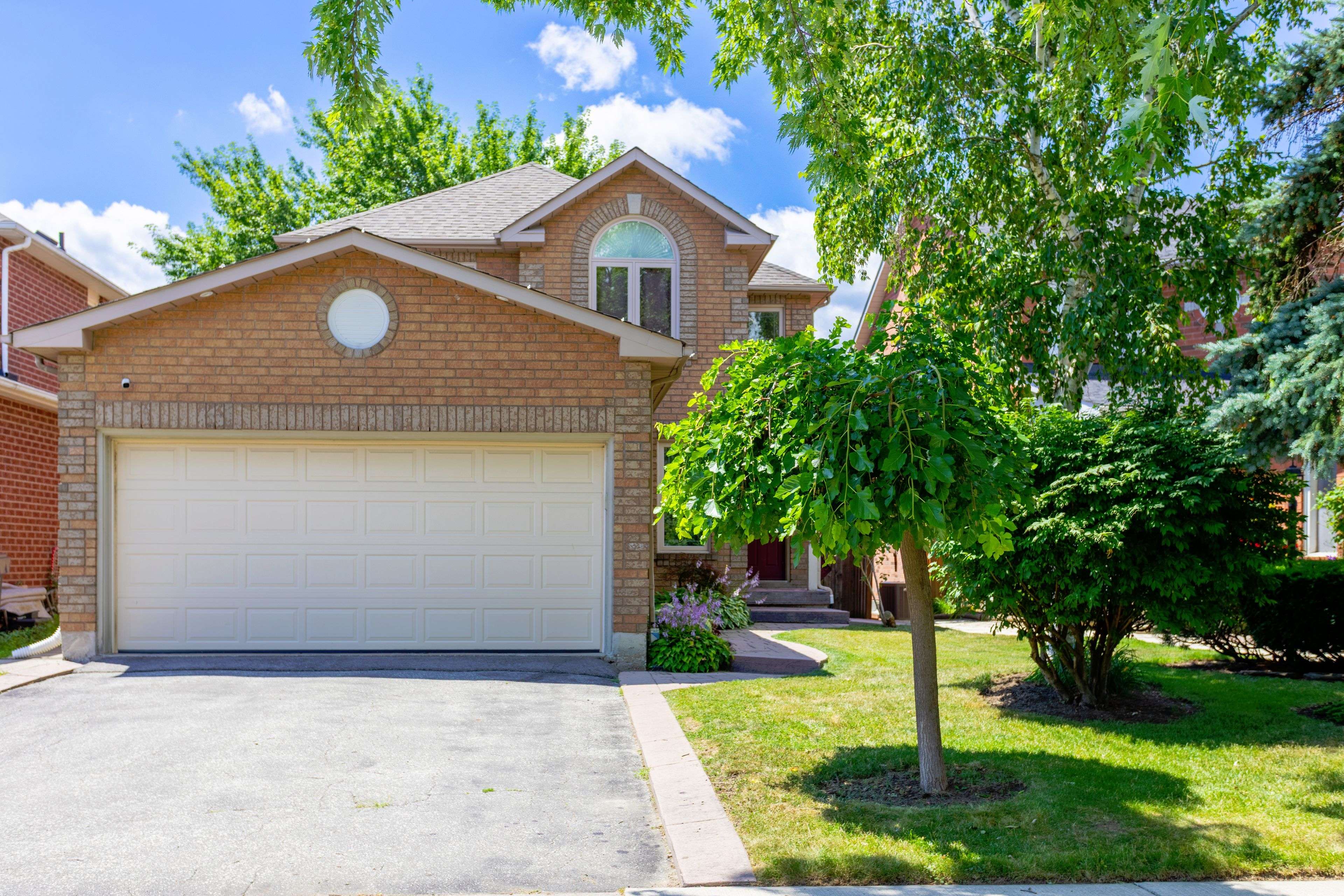 Mississauga, ON L5N 6W7,3872 Periwinkle CRES
