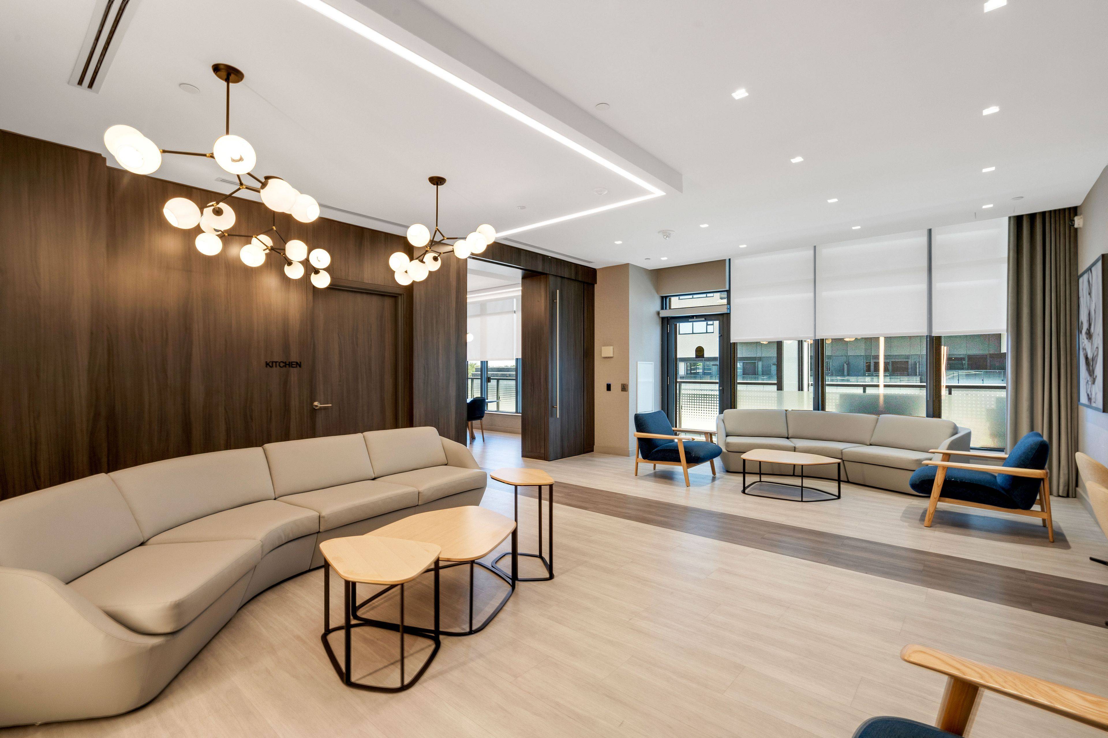 Toronto W08, ON M9B 0C9,30 SAMUEL WOOD WAY #1010