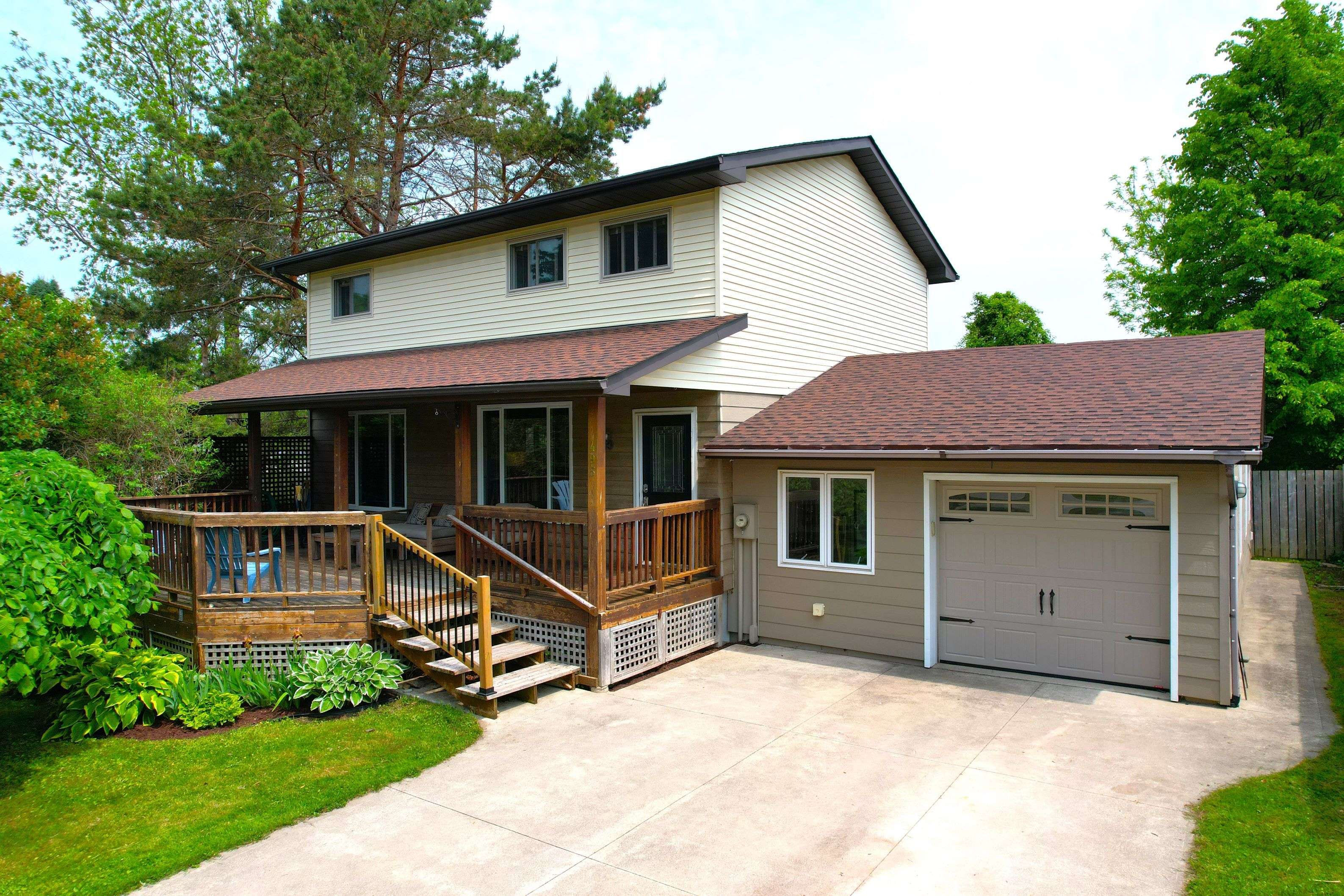Saugeen Shores, ON N0H 2C1,495 Provincial ST
