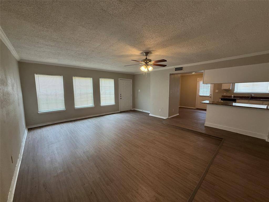 Dallas, TX 75227,10308 Wood Heights Drive