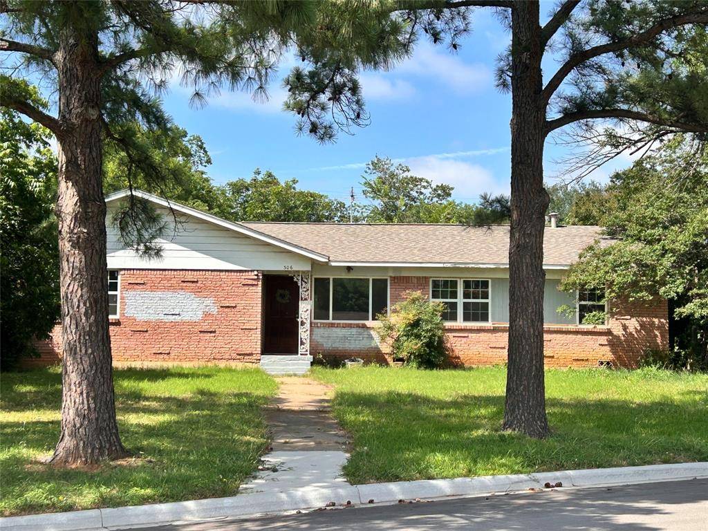Euless, TX 76040,306 Bayless Drive