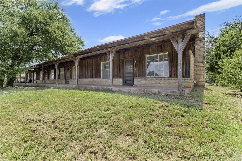Granbury, TX 76049,2530 E US Highway 377 #16