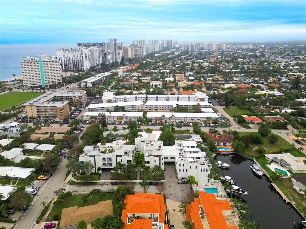 Lauderdale By The Sea, FL 33308,246 Garden Ct #246