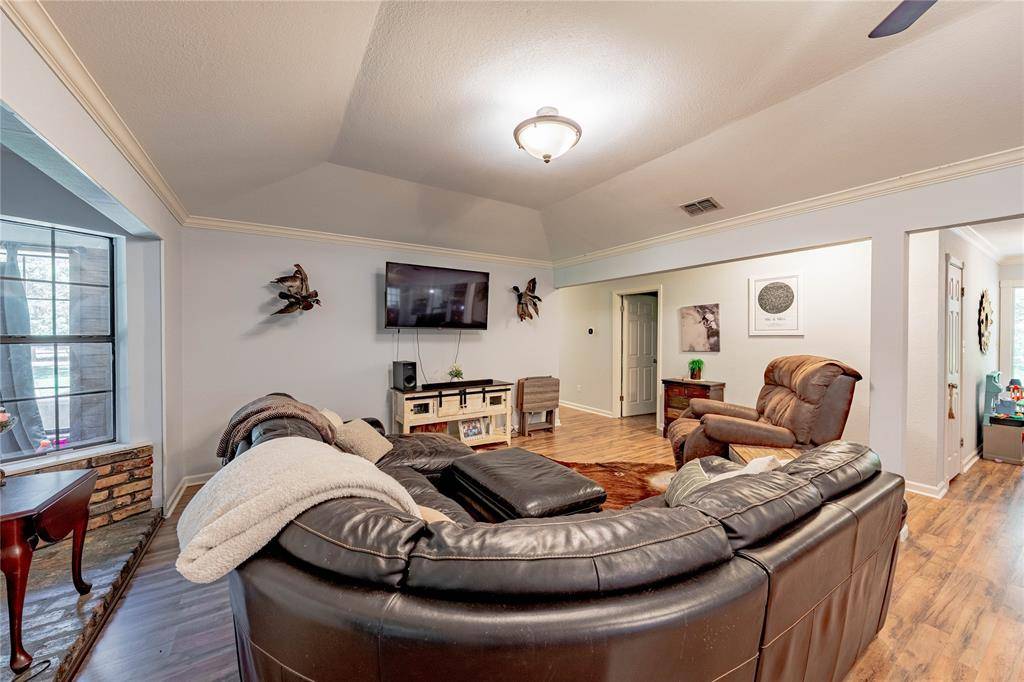 Athens, TX 75751,5 Linden Lane