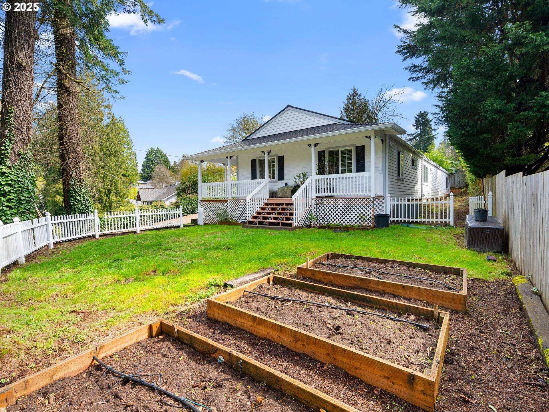 Portland, OR 97219,8920 SW 9TH DR