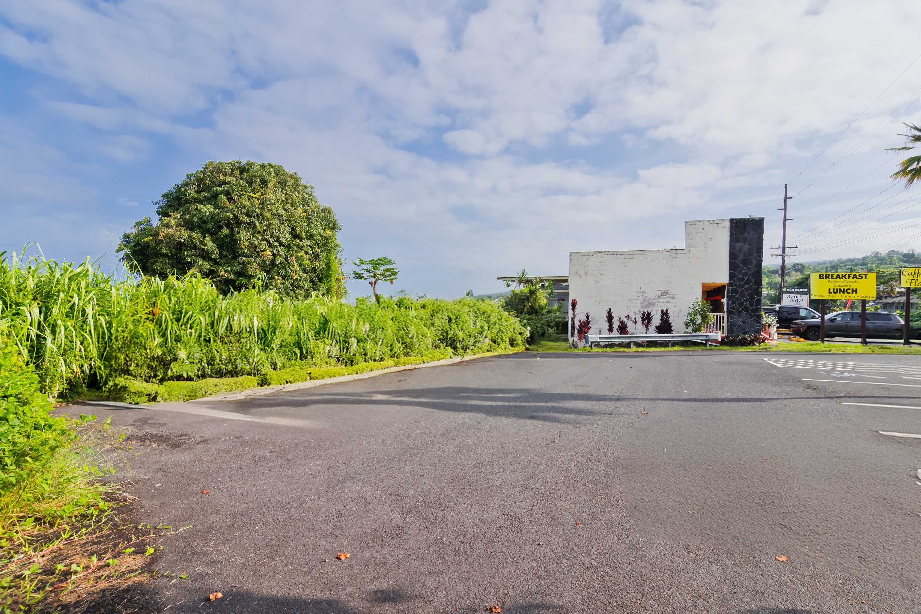 Kealakekua, HI 96750,81-6633 MAMALAHOA HWY