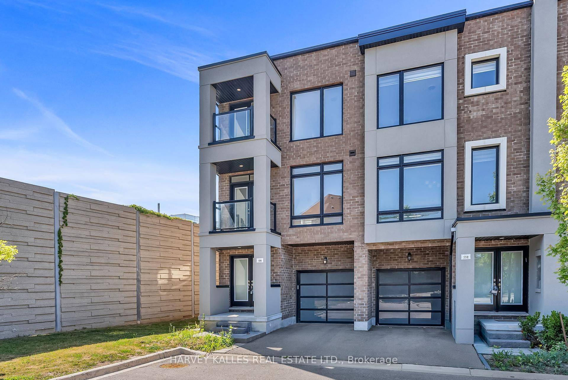 Vaughan, ON L4J 0L1,106 Moneypenny PL