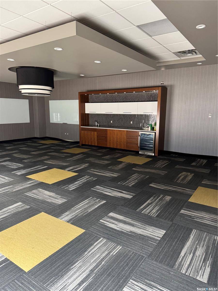 Saskatoon, SK S7K 0H1,320 22nd STREET E