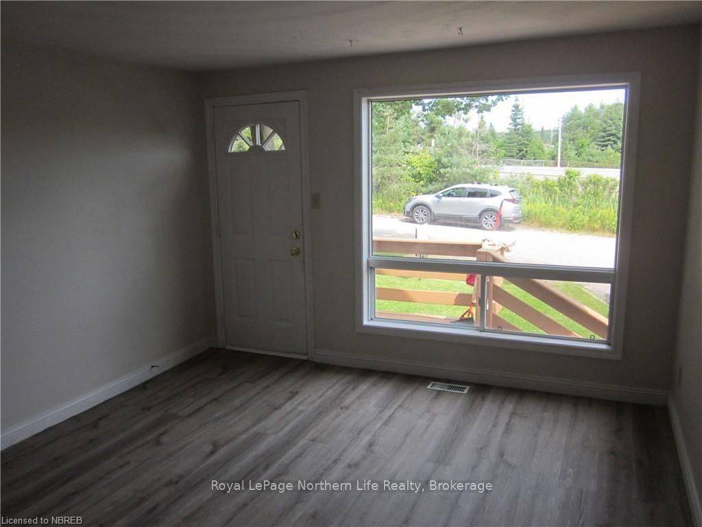 North Bay, ON P1B 7B6,107 Britton AVE