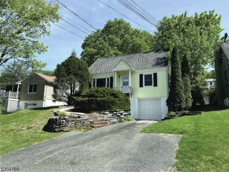 Newton Town, NJ 07860,45 Park Ave