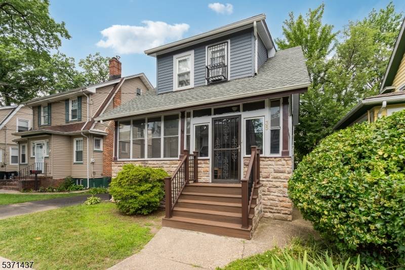 Newark City, NJ 07106,35 Richelieu Pl