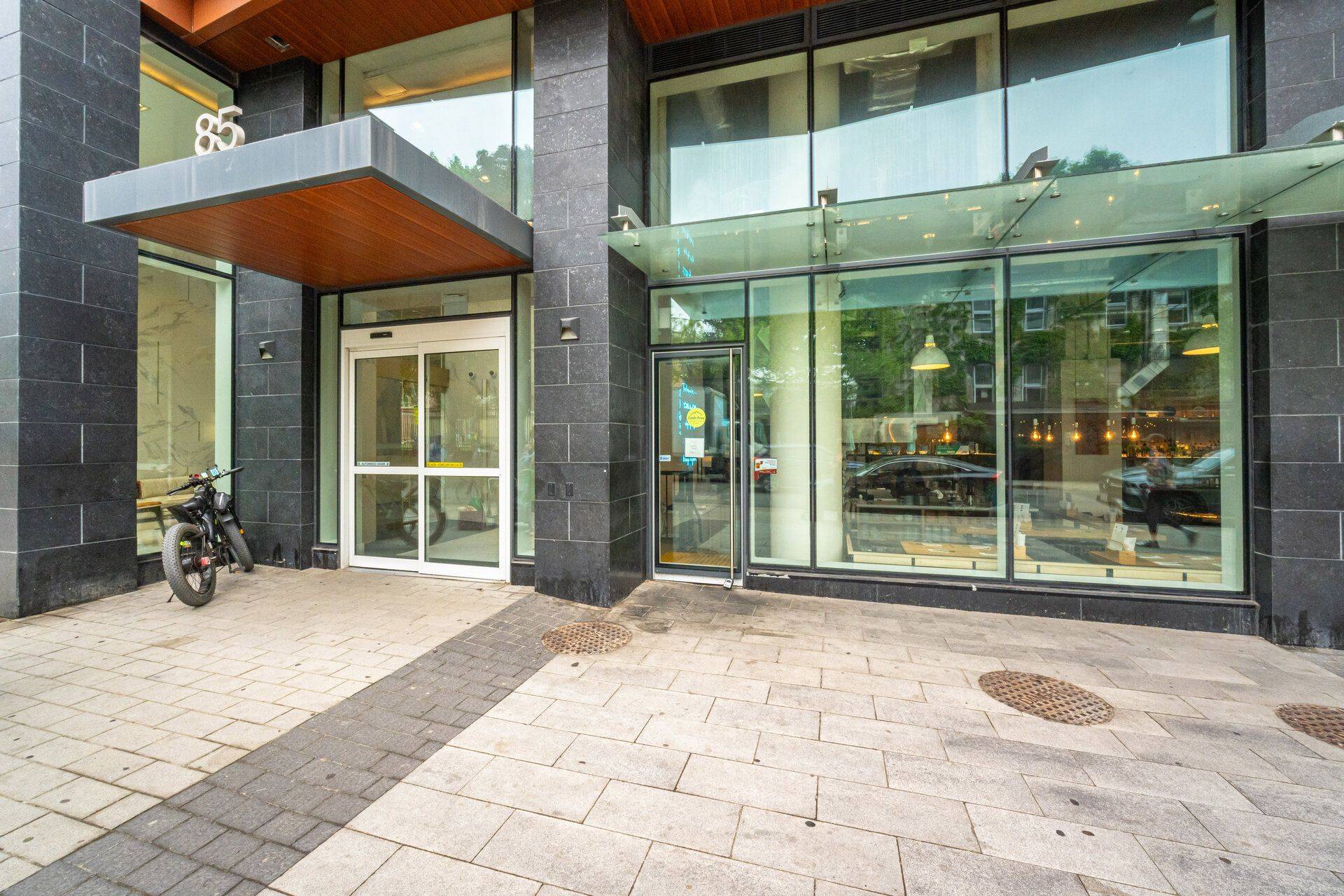 Toronto C08, ON M4Y 0E8,85 Wood ST #4018