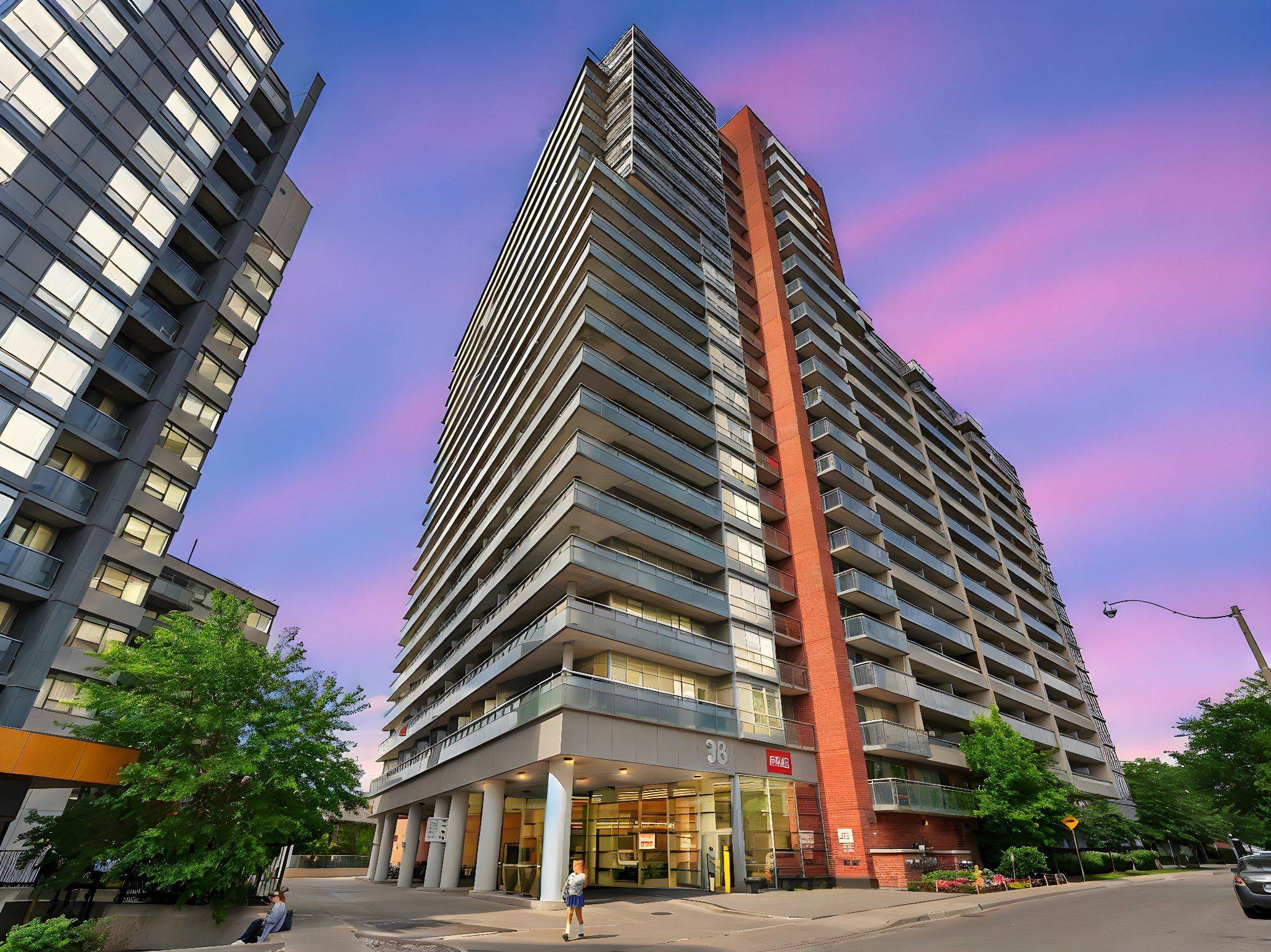 Toronto W01, ON M6K 0A5,38 Joe Shuster WAY #919