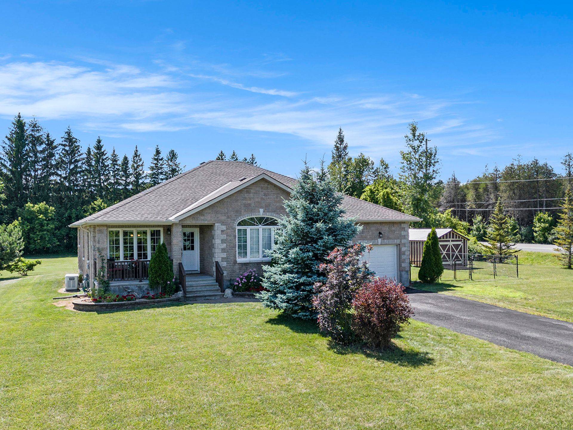North Grenville, ON K0G 1J0,124 STONEWALK DR